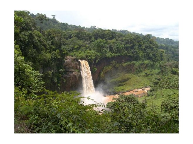 Lara - Ekom falls