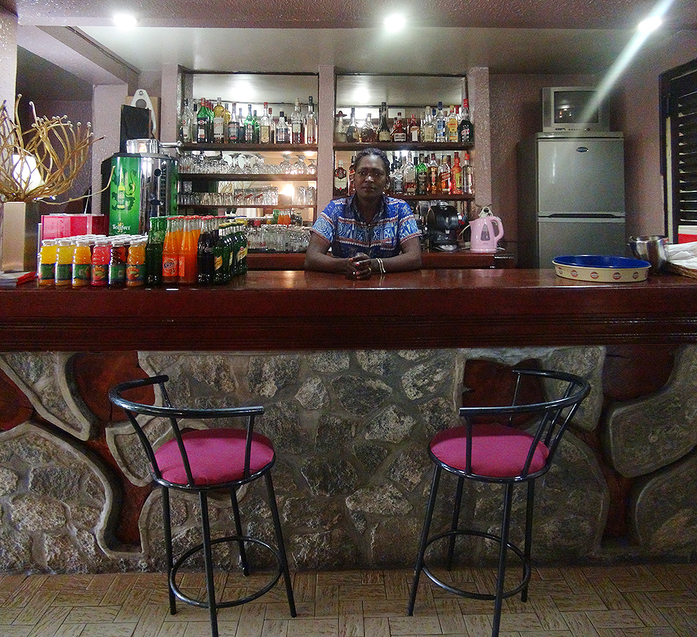 bar